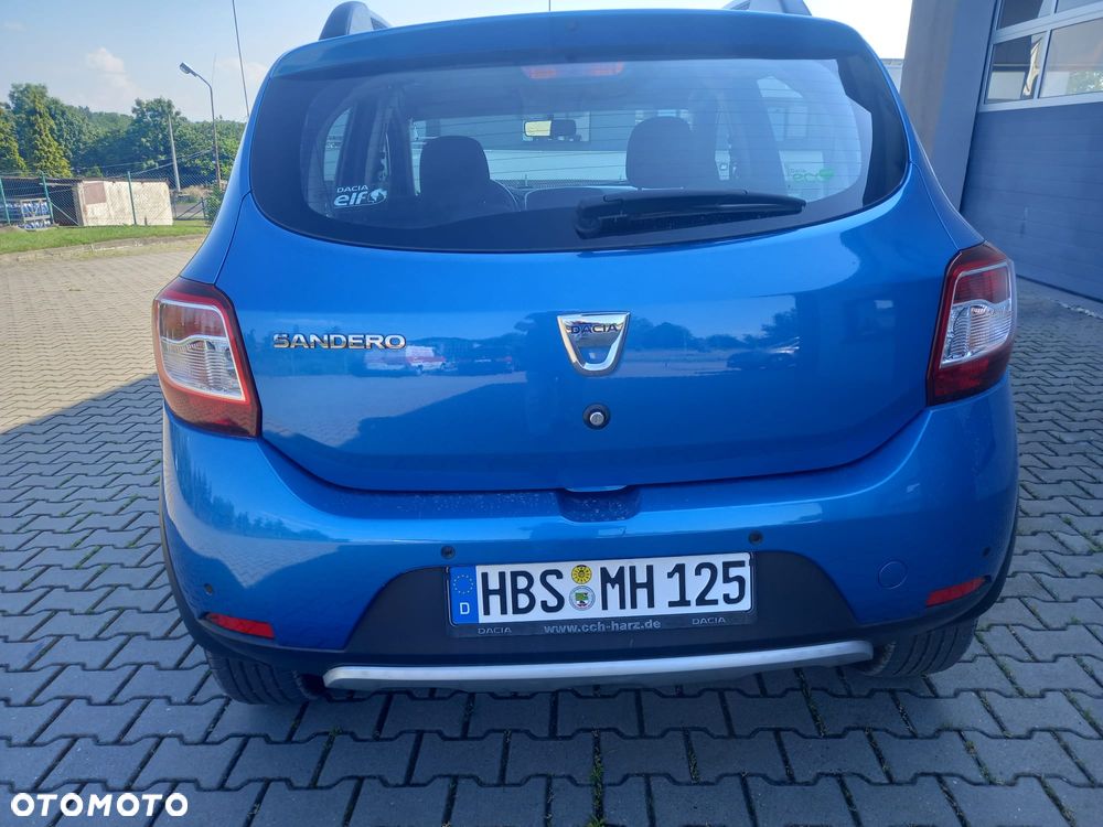 Dacia Sandero Stepway TCe 90 (S&S) Celebration - 4