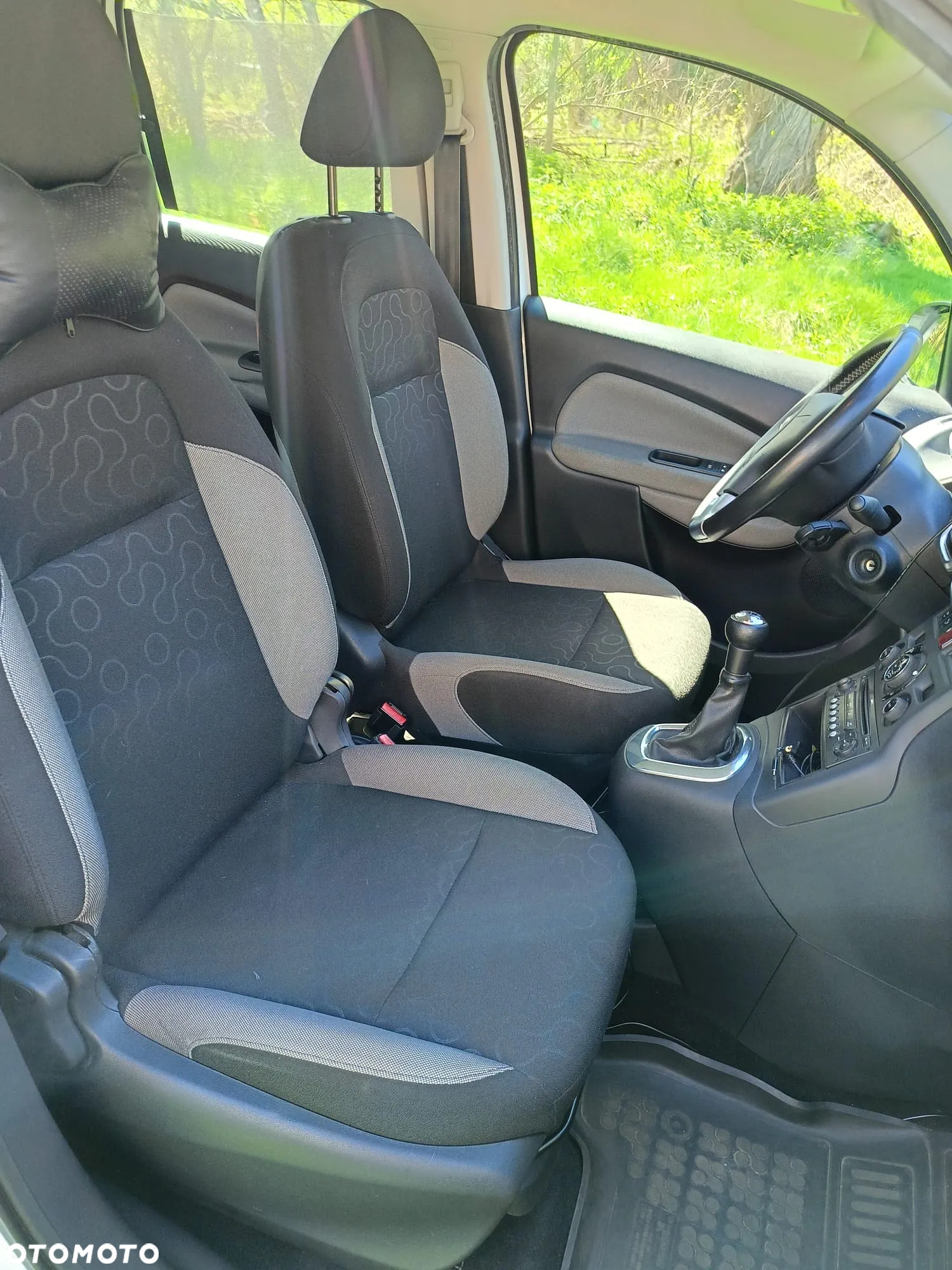 Citroën C3 Picasso 1.6i Exclusive - 19