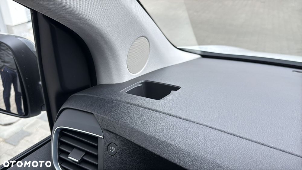 Toyota Proace Verso - 25