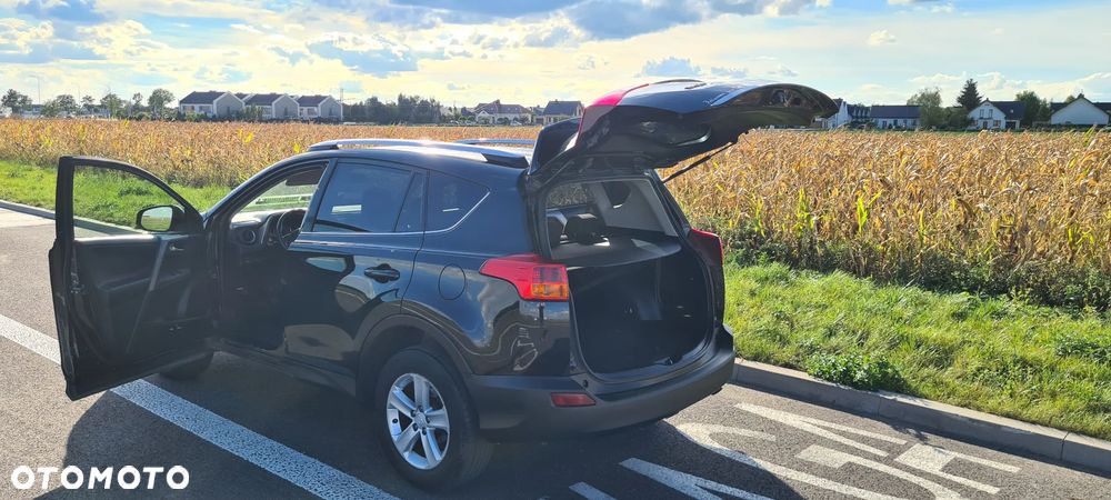 Toyota RAV4 2.0 D-4D Premium - 6