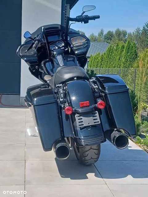 Harley-Davidson Touring Road Glide - 18