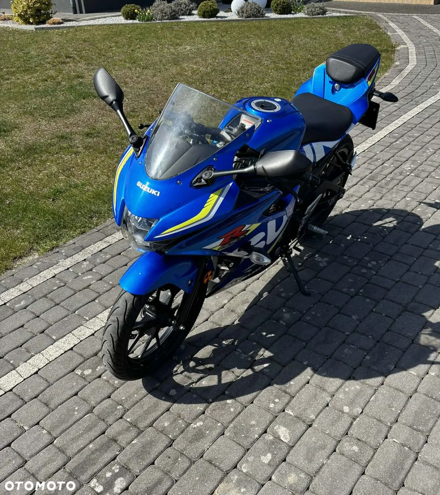 Suzuki GSX-R - 3