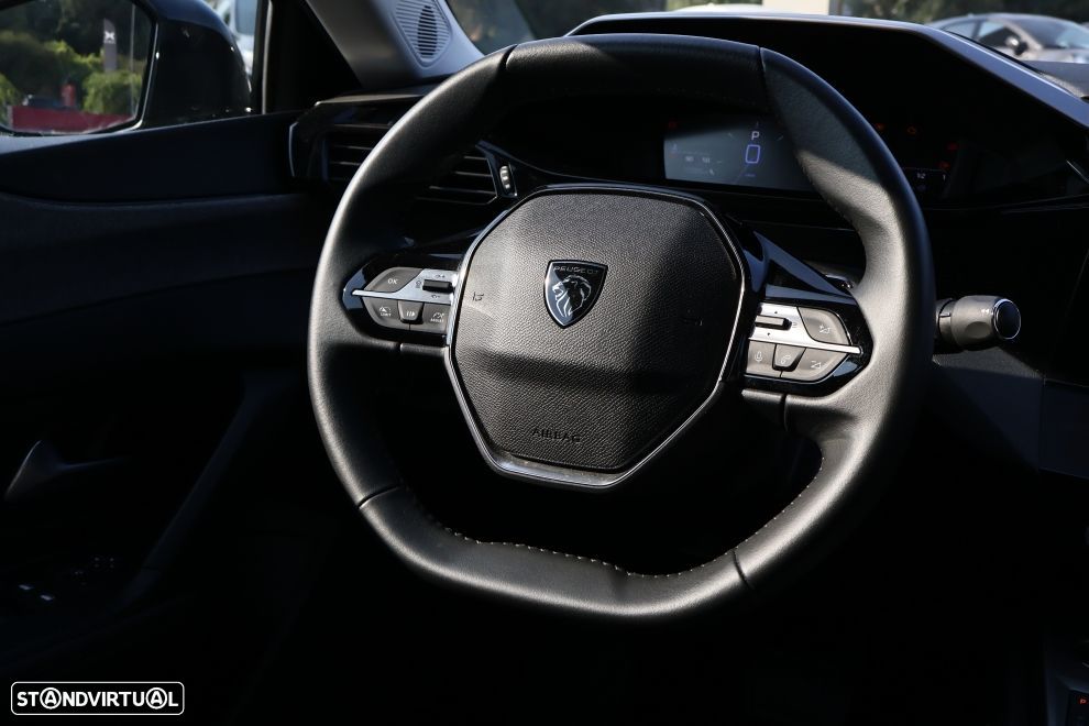 Peugeot 408 1.2 Hybrid Allure e-DCS6 - 10
