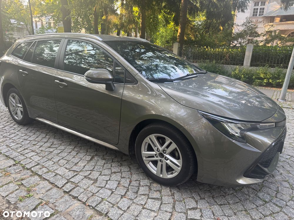 Toyota Corolla - 4