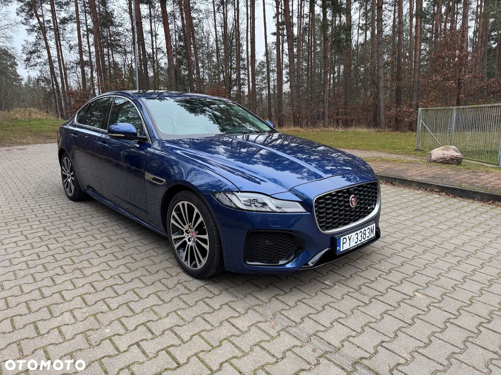 Jaguar XF P300 AWD R-Dynamic S - 7