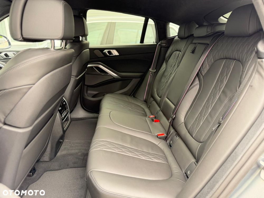BMW X6 xDrive40i mHEV sport - 37