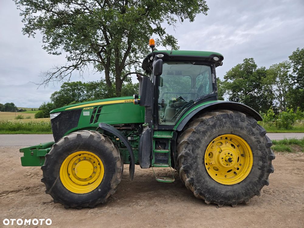 John Deere 7230R - 3