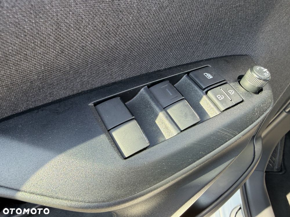 Toyota Yaris Hybrid 1.5 Comfort - 30