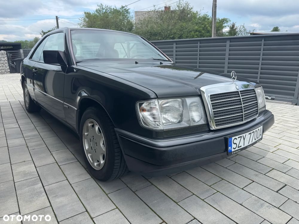 Mercedes-Benz W124 (1984-1993) - 13