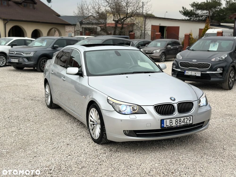 BMW Seria 5 523i - 4