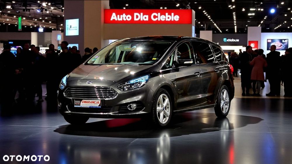 Ford S-Max - 37