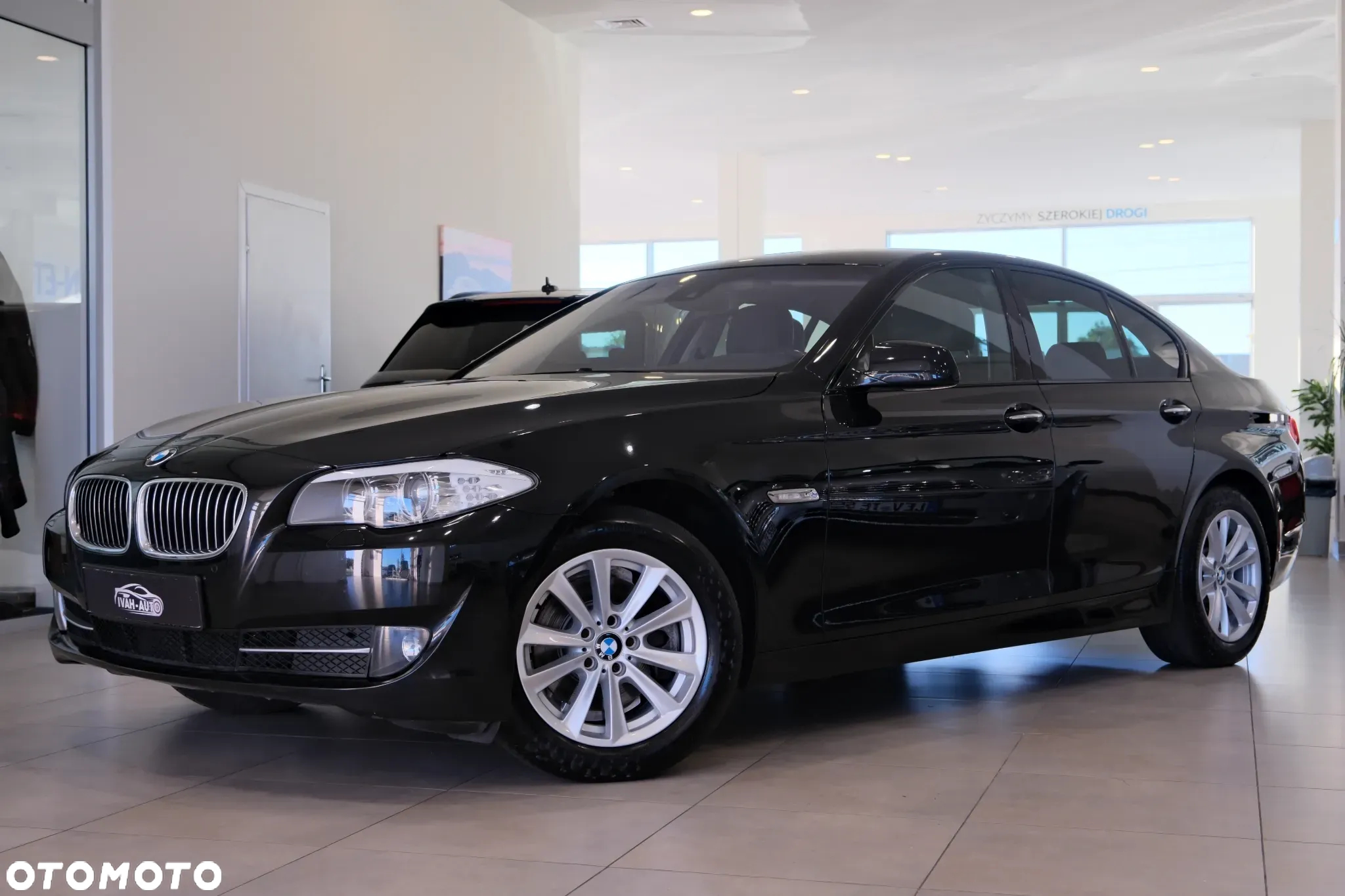 BMW Seria 5 523i - 19