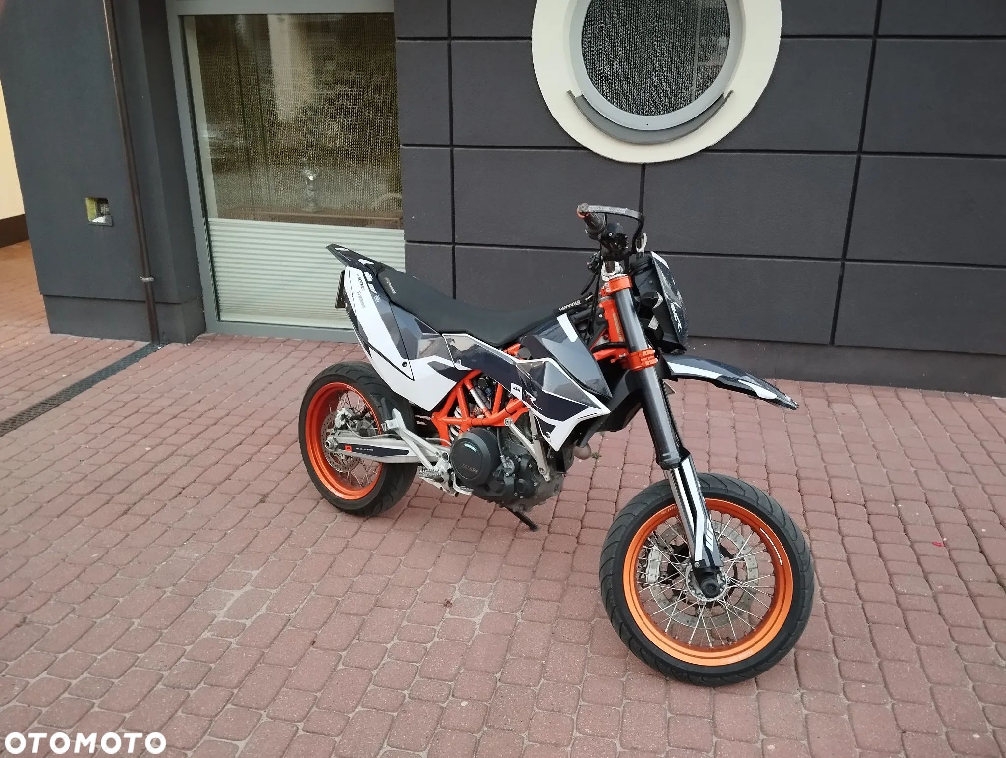 KTM SMC