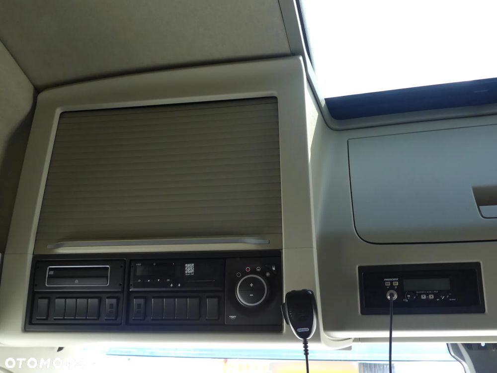 Volvo FH4 460 / EURO 6 / STANDARD / I -SHIFT / ZADBANE / - 30