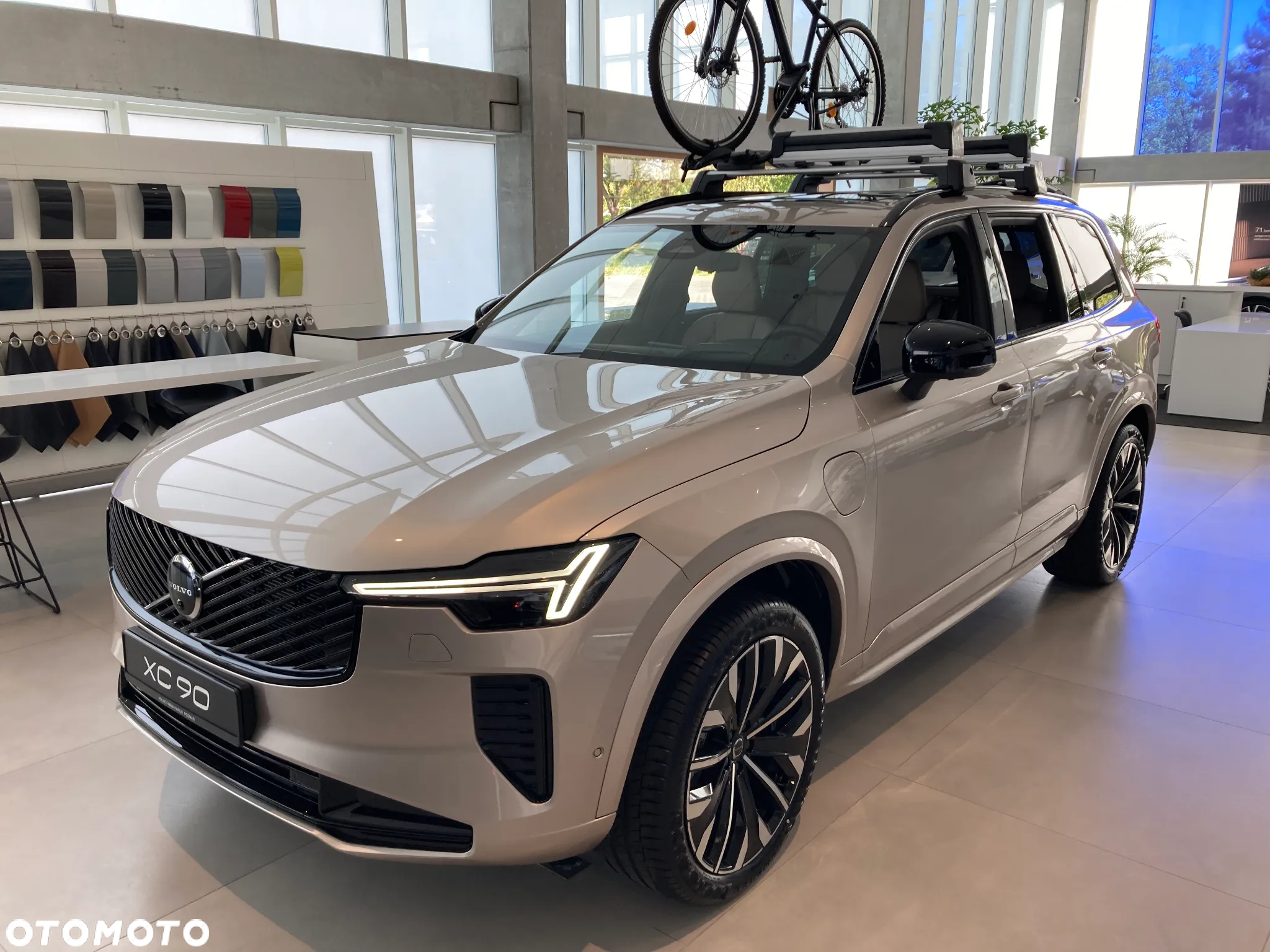 Volvo XC 90 T8 AWD Plug-In Hybrid Ultra Dark 7os - 6