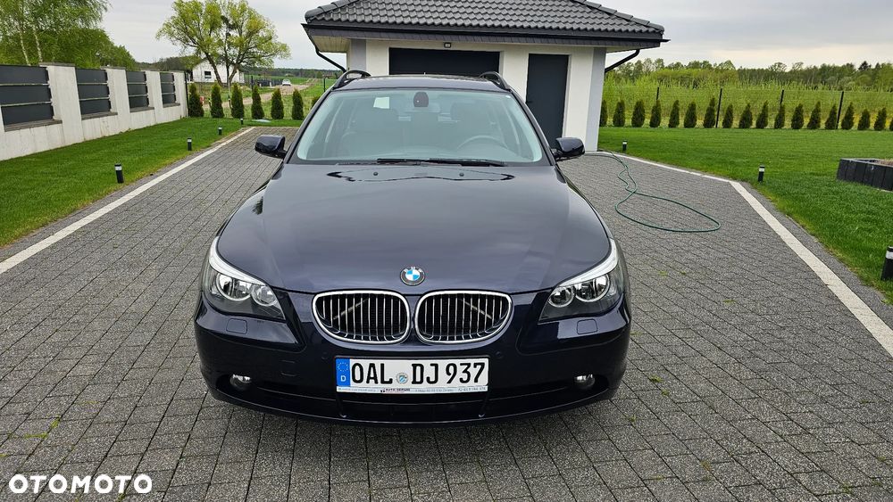 BMW Seria 5 525i - 2