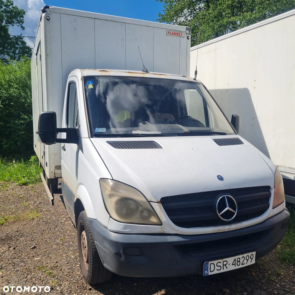 Mercedes-Benz Sprinter - 2