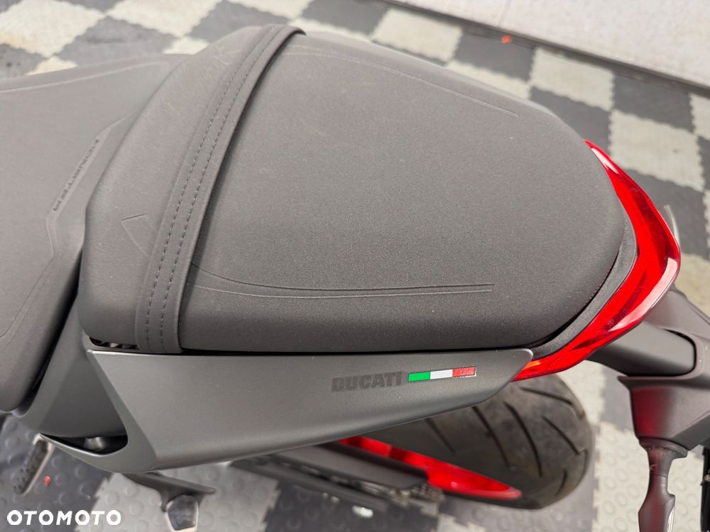 Ducati Monster - 20