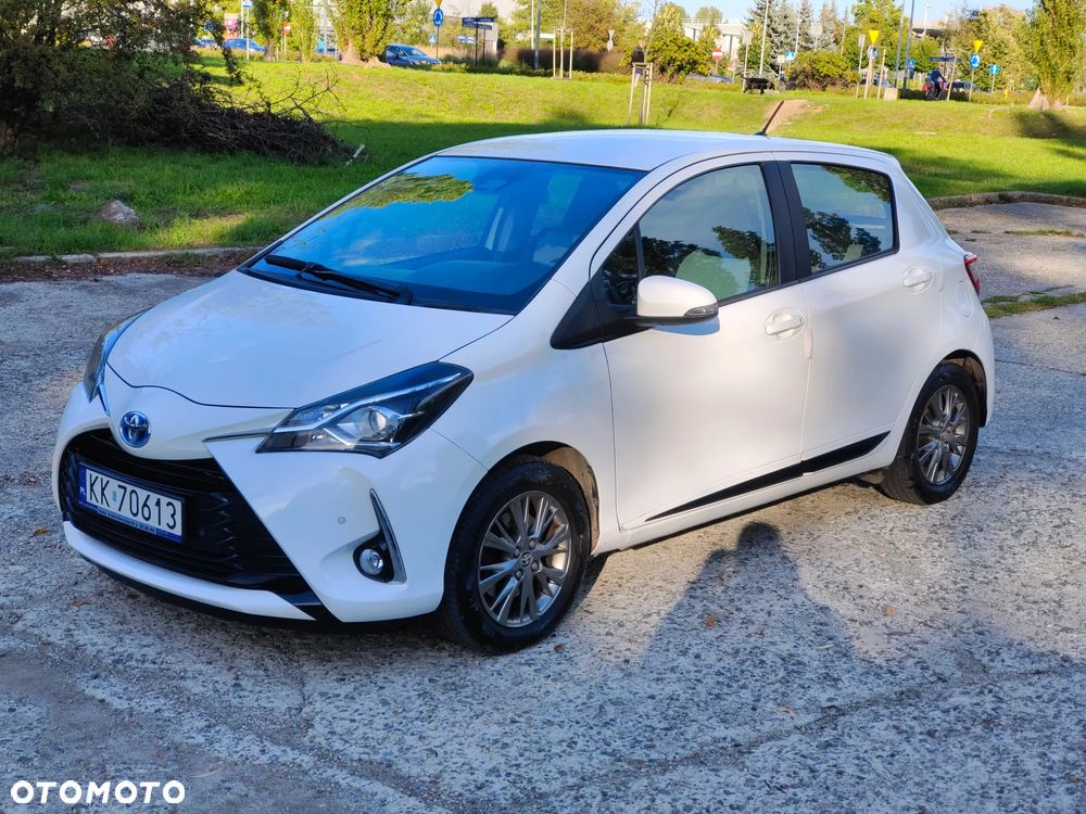 Toyota Yaris 1.5 Premium CVT - 19