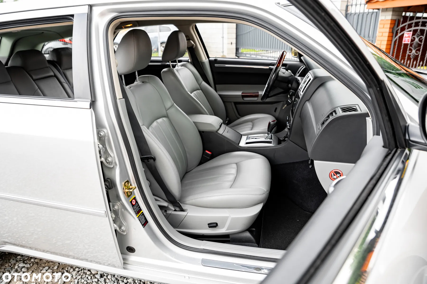 Chrysler 300C Touring 3.5 AWD Automatik - 25