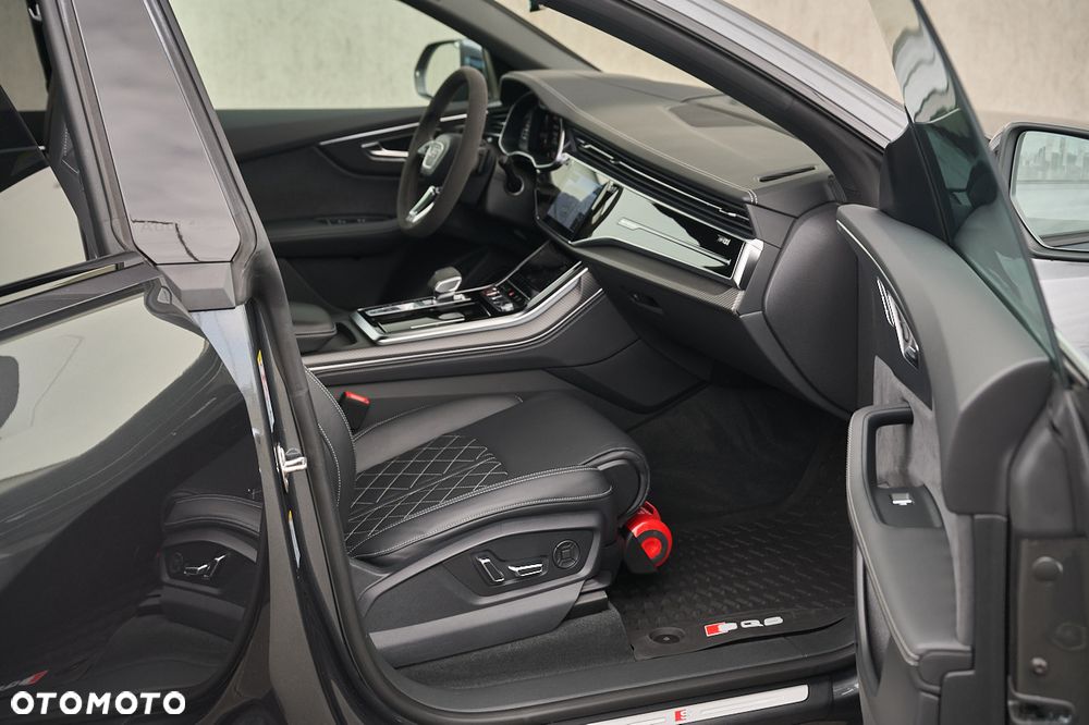 Audi SQ8 - 21