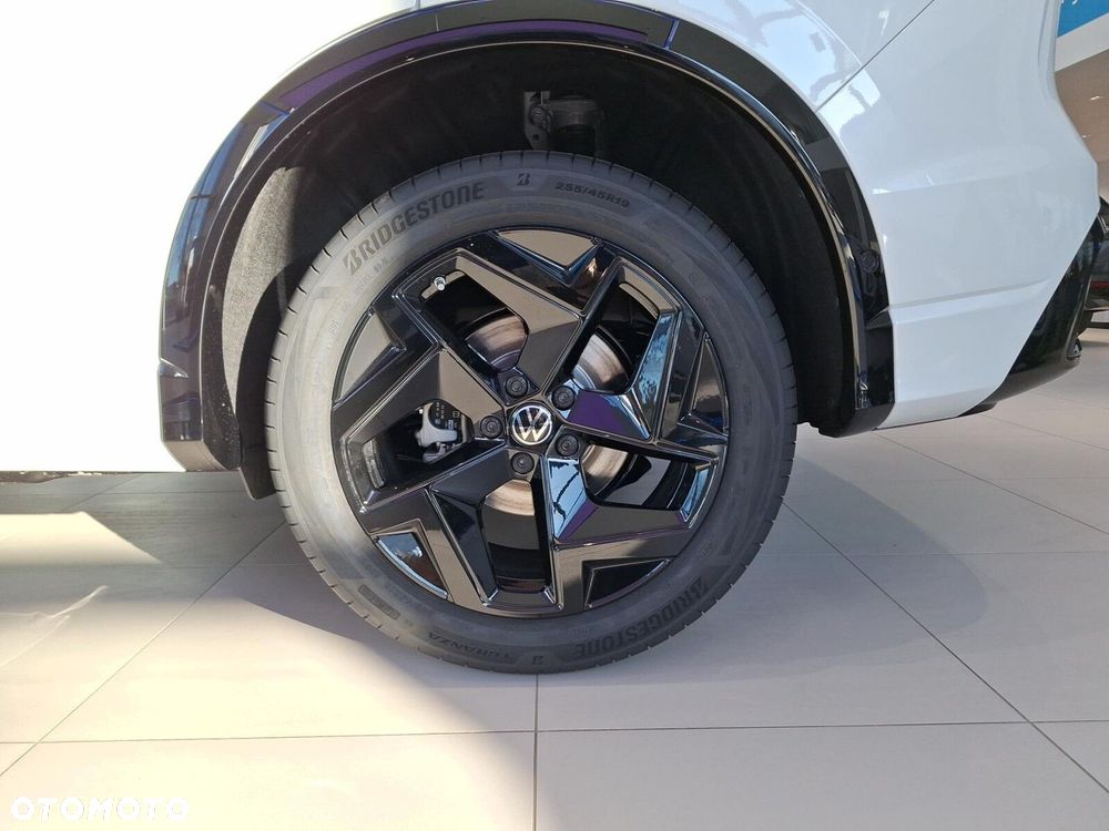 Volkswagen Tiguan - 18