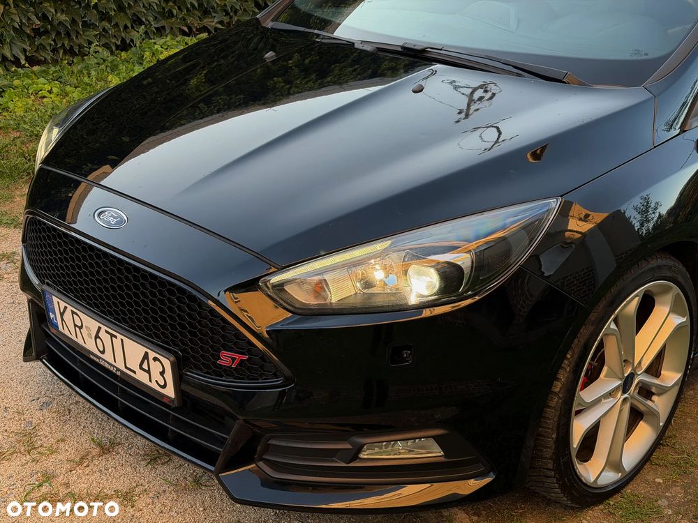 Ford Focus 2.0 EcoBoost ST-2 - 12