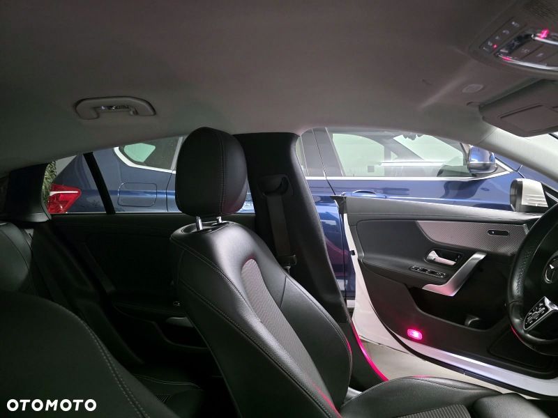 Mercedes-Benz CLA - 15
