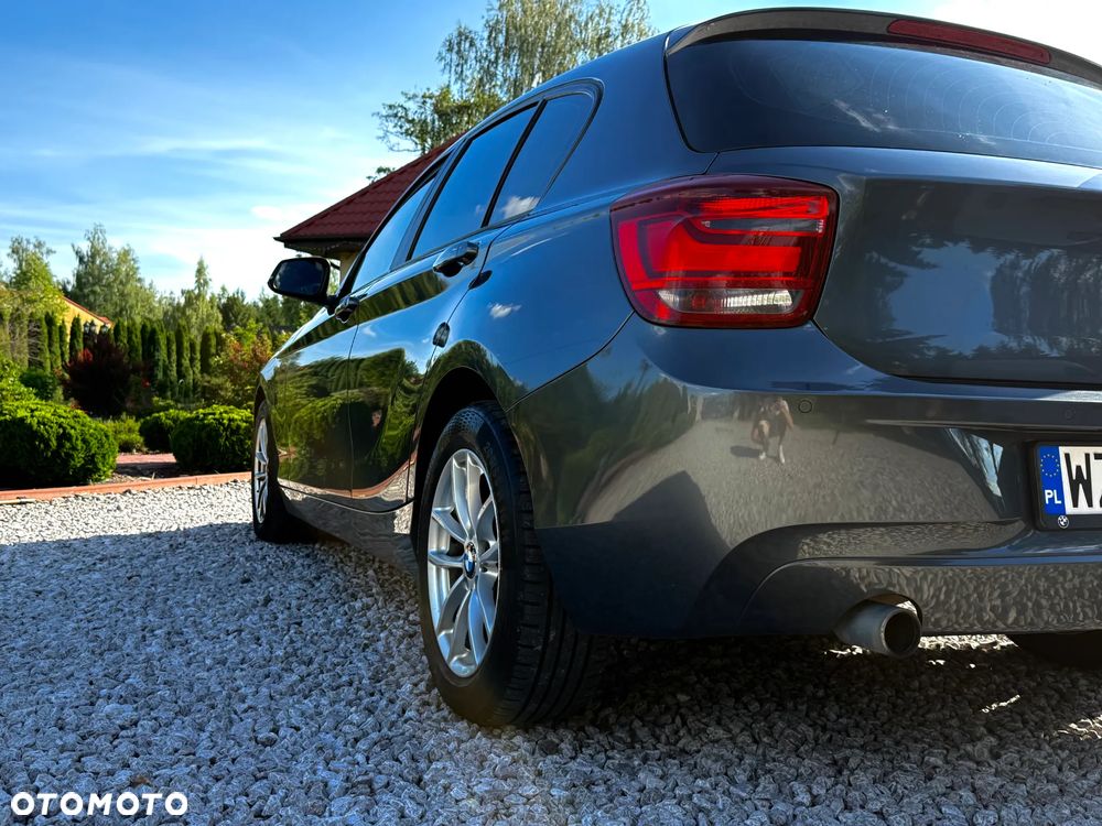 BMW Seria 1 120d Sport Line - 11