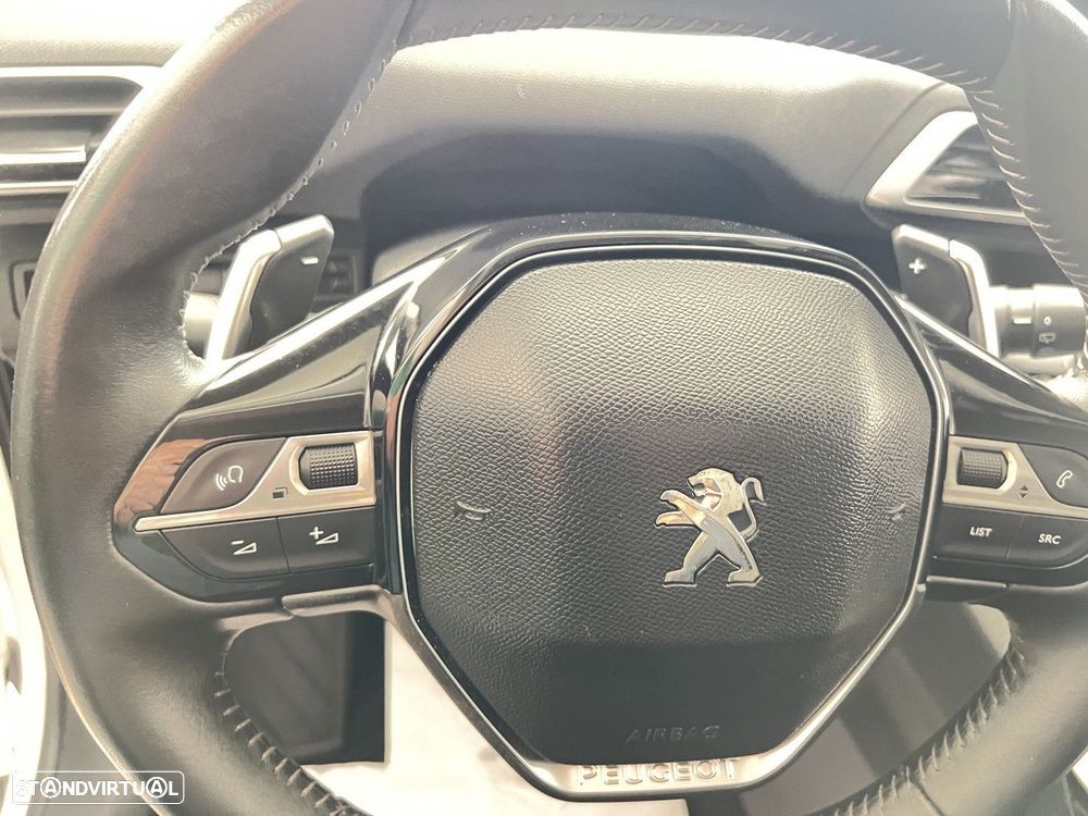 Peugeot 5008 1.2 PureTech Allure Pack EAT8 - 21