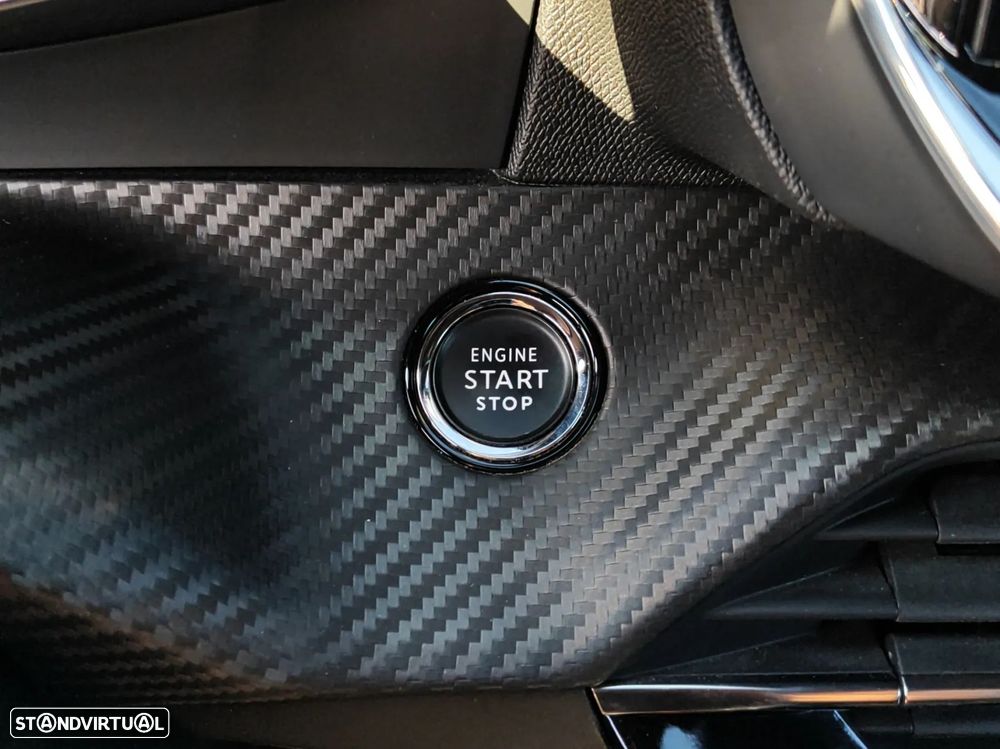 Peugeot e-2008 50 kWh GT - 28