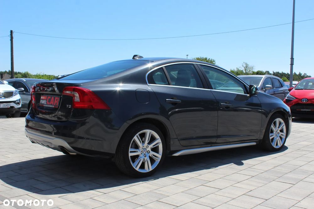 Volvo S60 T3 Summum - 10