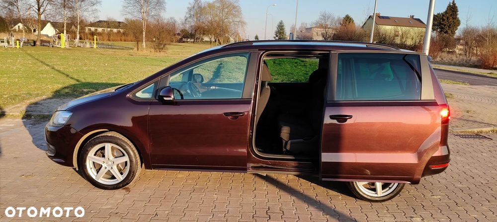 Volkswagen Sharan 2.0 TDI DSG (BlueMotion Technology) Highline - 11