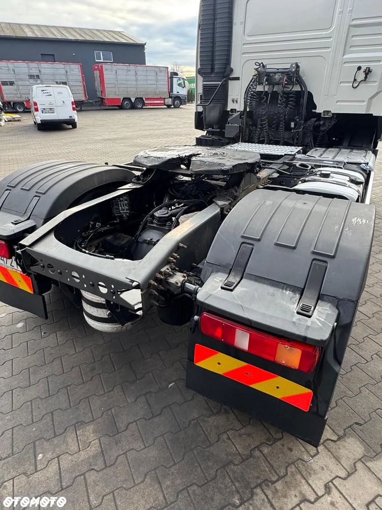 Volvo FM410 - 3