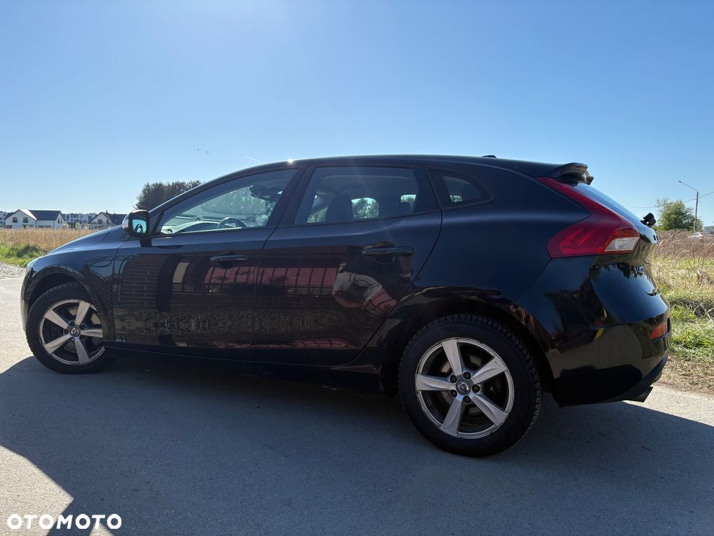 Volvo V40 D3 Geartronic Kinetic - 5