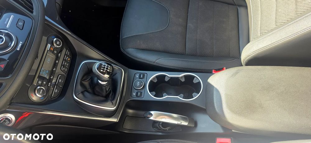 Ford Kuga 2.0 TDCi 2x4 Individual - 18