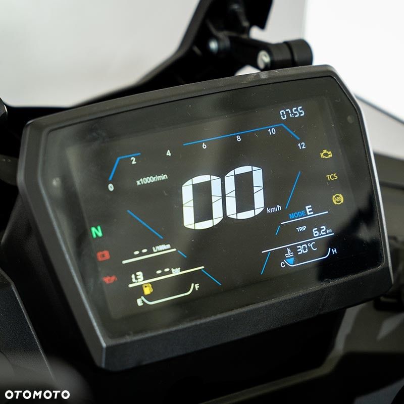 VOGE 525DSX - 10