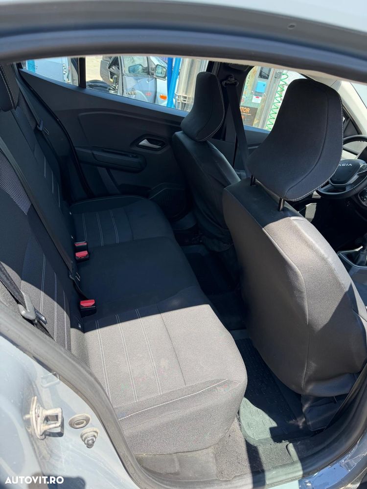 Dacia Logan TCe 90 MT6 Expression - 33