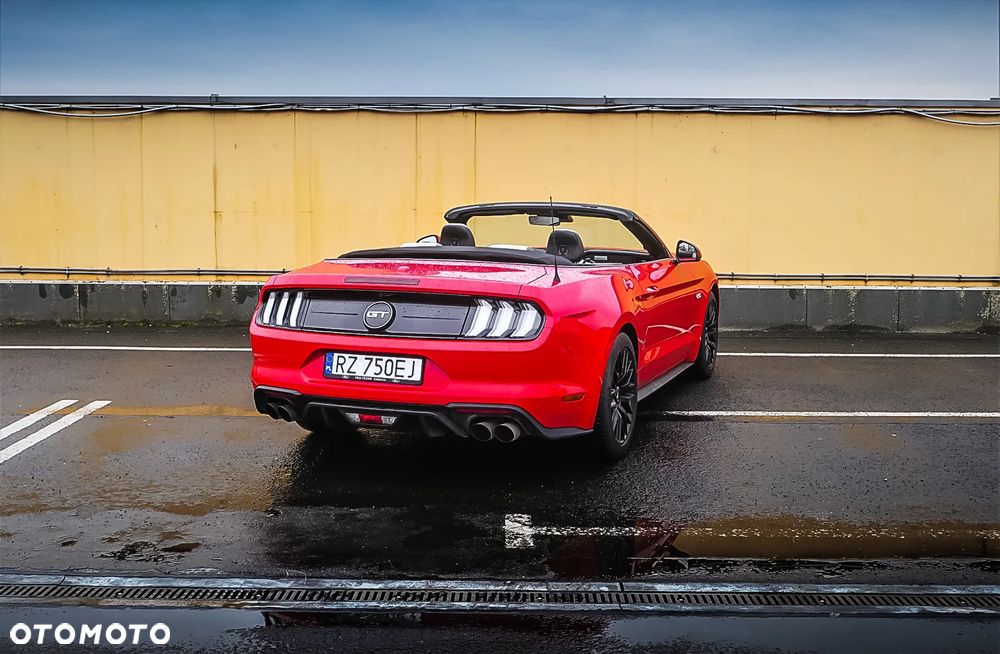 Ford Mustang 5.0 V8 GT - 29