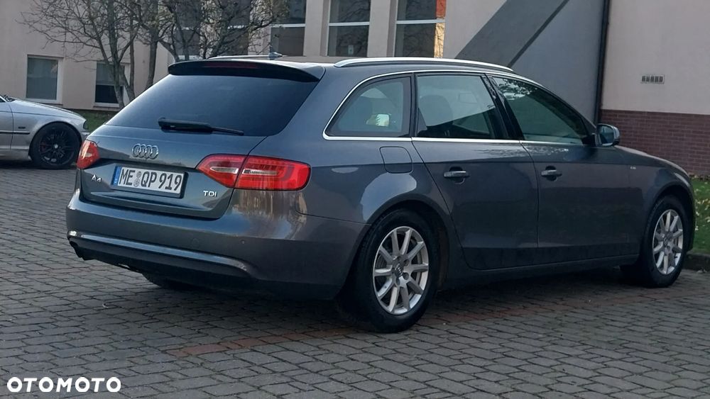 Audi A4 Avant - 8