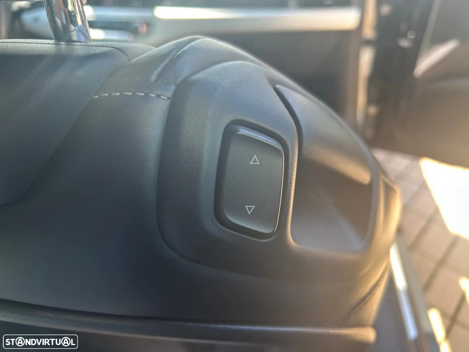 Audi A5 Cabrio 2.0 TDi S-line S tronic - 25