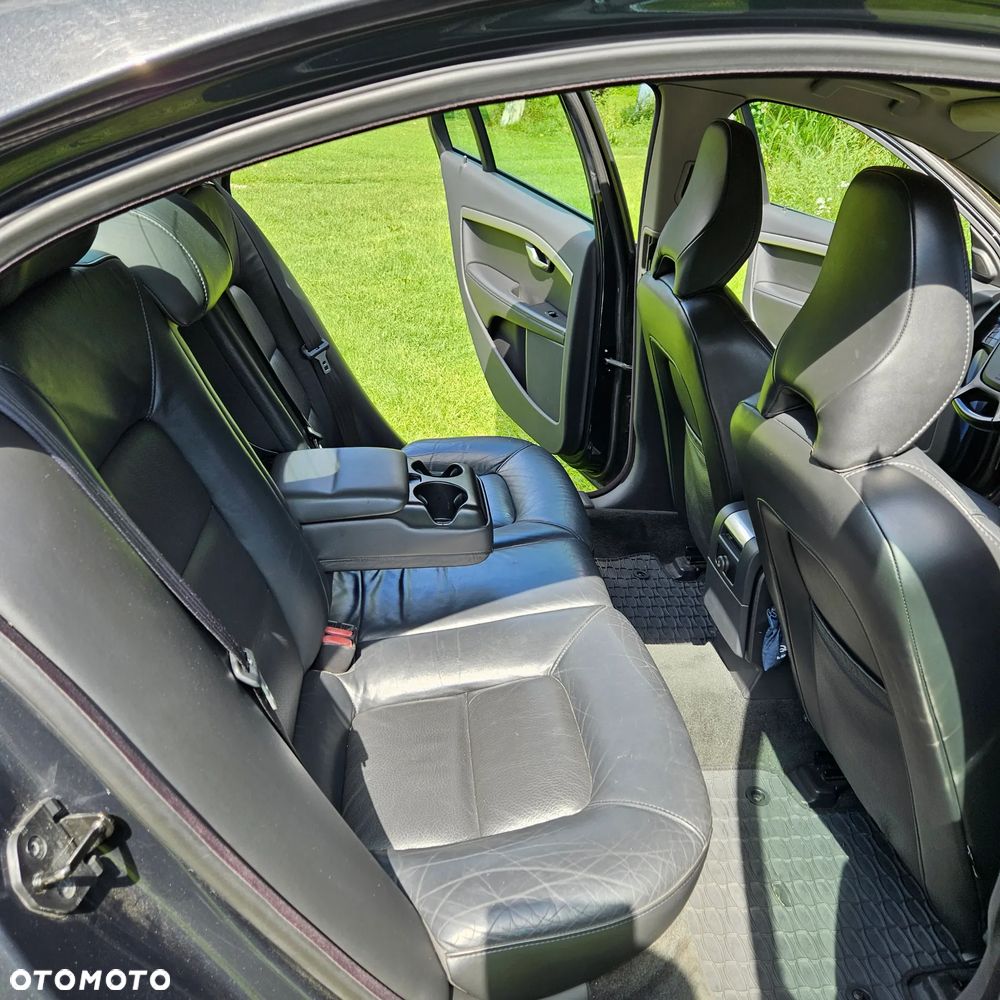 Volvo S80 - 9
