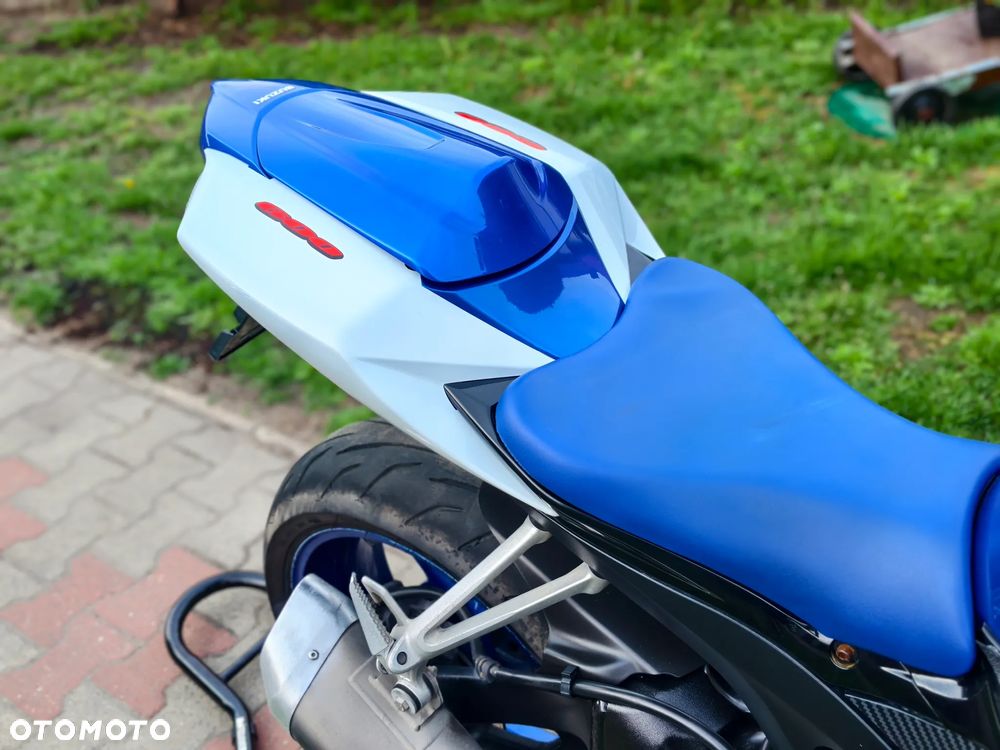 Suzuki GSX-R - 7