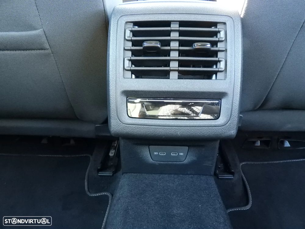 VW Golf 1.4 TSI e-Hybrid DSG - 27