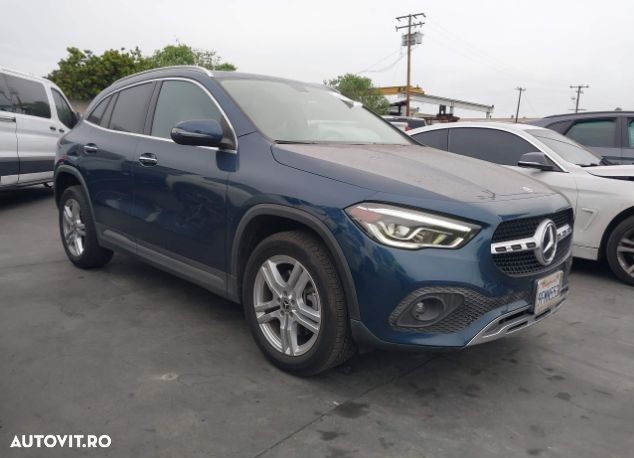 Mercedes-Benz GLA 250 8G-DCT - 1