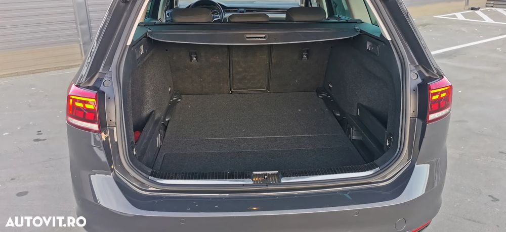 Volkswagen Passat Variant 2.0 TDI SCR DSG Business - 15
