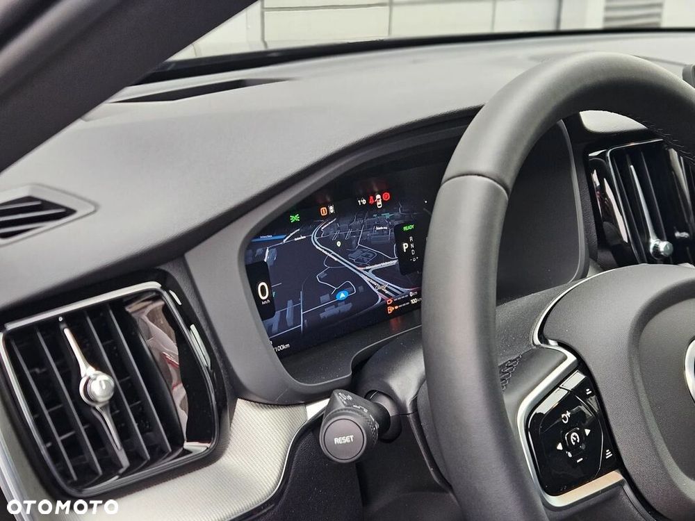 Volvo XC 60 - 25