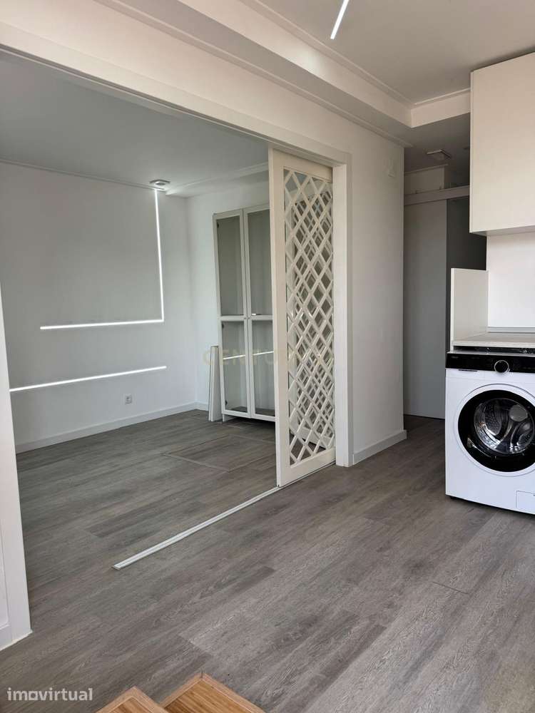 Loja Comercial com 83 m² em Odivelas | Excelente Oportunidade para Inv - Grande imagem: 4/11