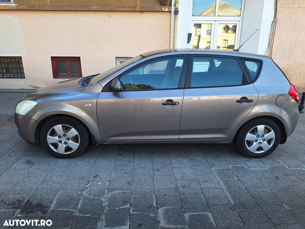 Kia Ceed - 2