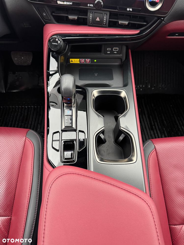 Lexus NX 350h Omotenashi AWD - 21